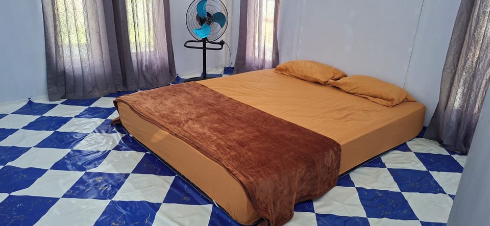 Family Double Room, 1 Bedroom | Laptop workspace, blackout drapes, bed sheets
