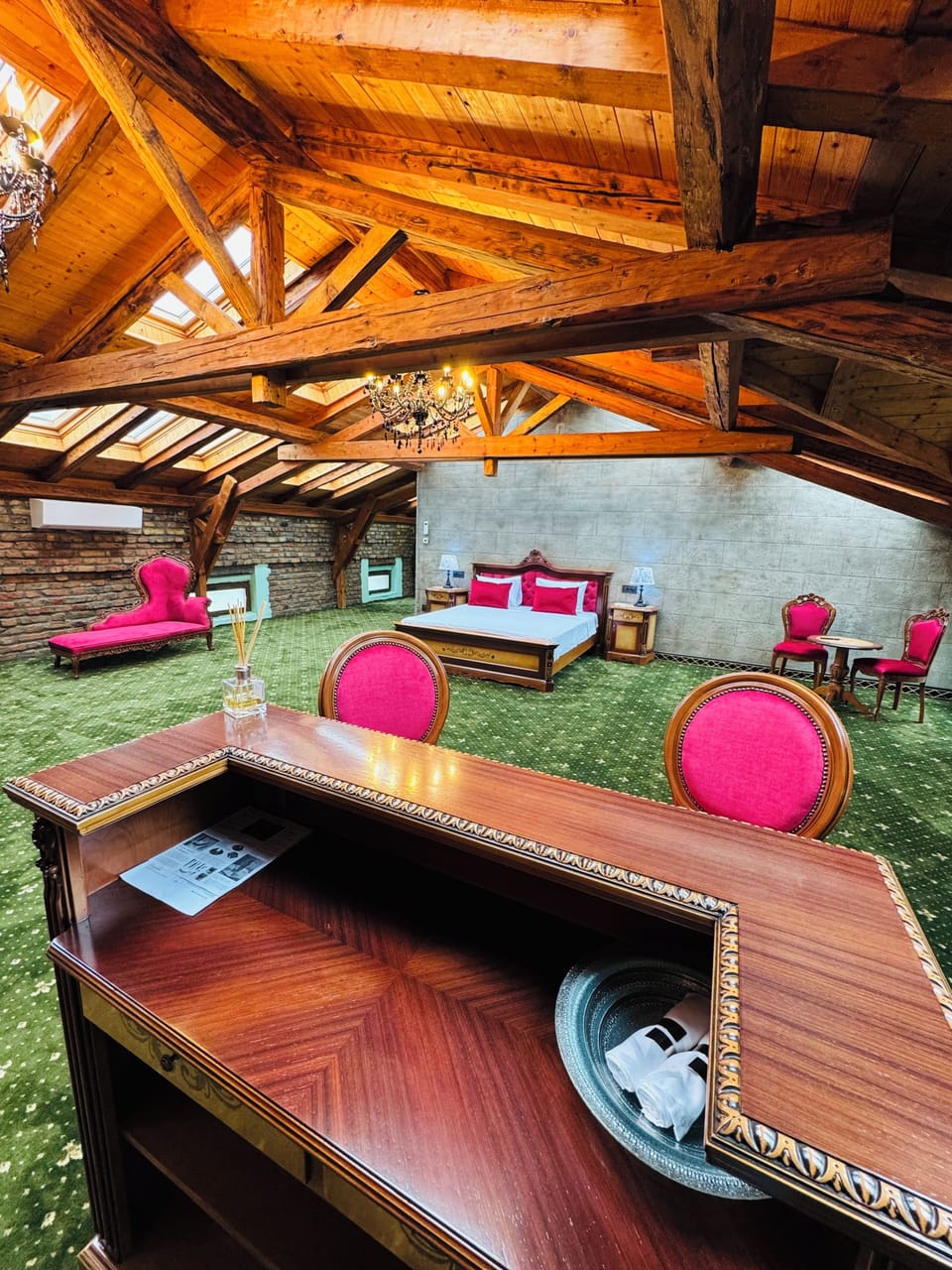Romantic Loft, 1 King Bed with Sofa bed, Housekeeping, City View | In-room safe, laptop workspace, blackout drapes, soundproofing