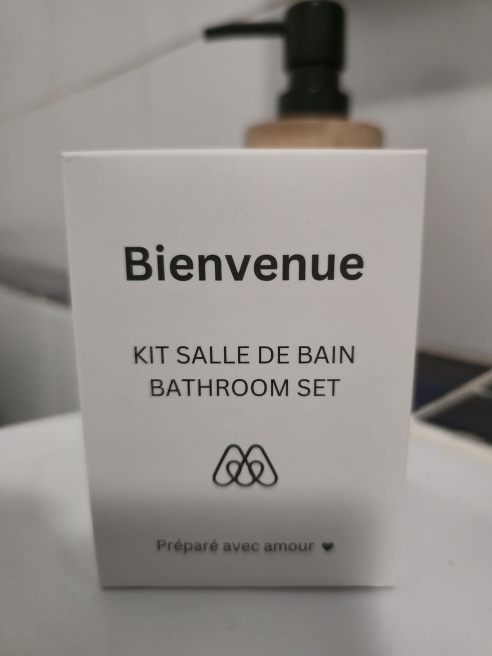 Bathroom amenities