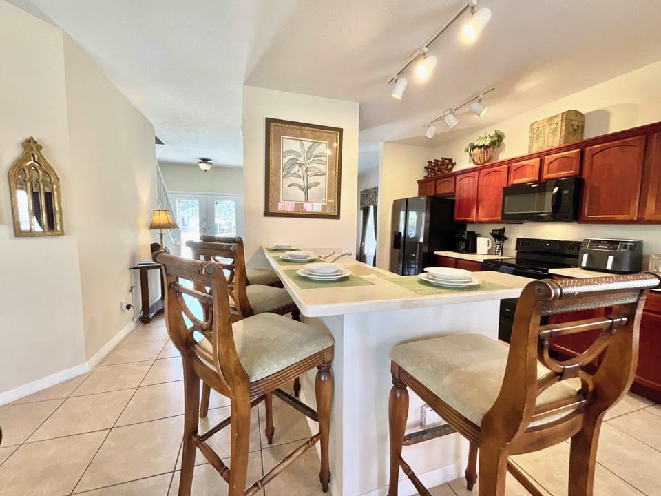 House, Multiple Beds, Pool Access, Garden View (Marcella’s Villa At Acadia Estates) | Dining