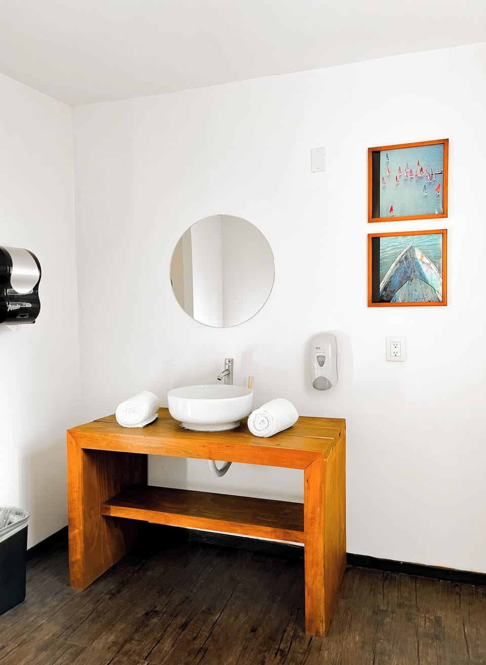 Family Room, Garden View | Minibar, WiFi (free)
