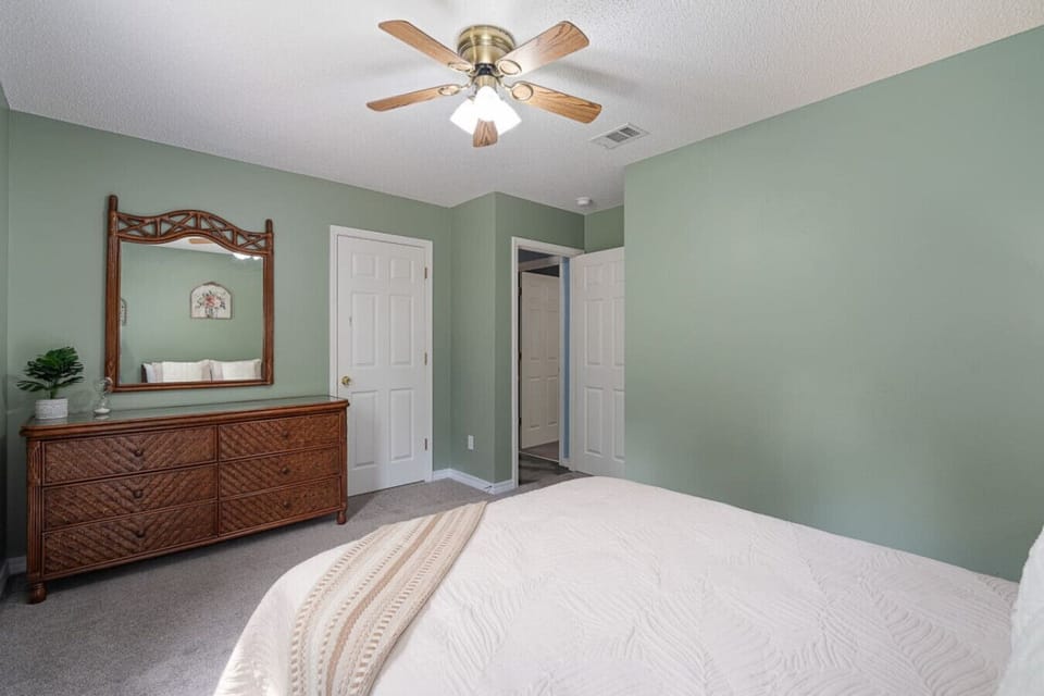 Guest Bedroom 2
