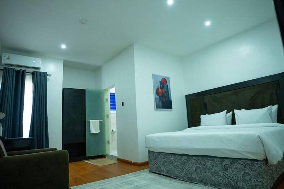 Deluxe Room | Desk, laptop workspace, free WiFi