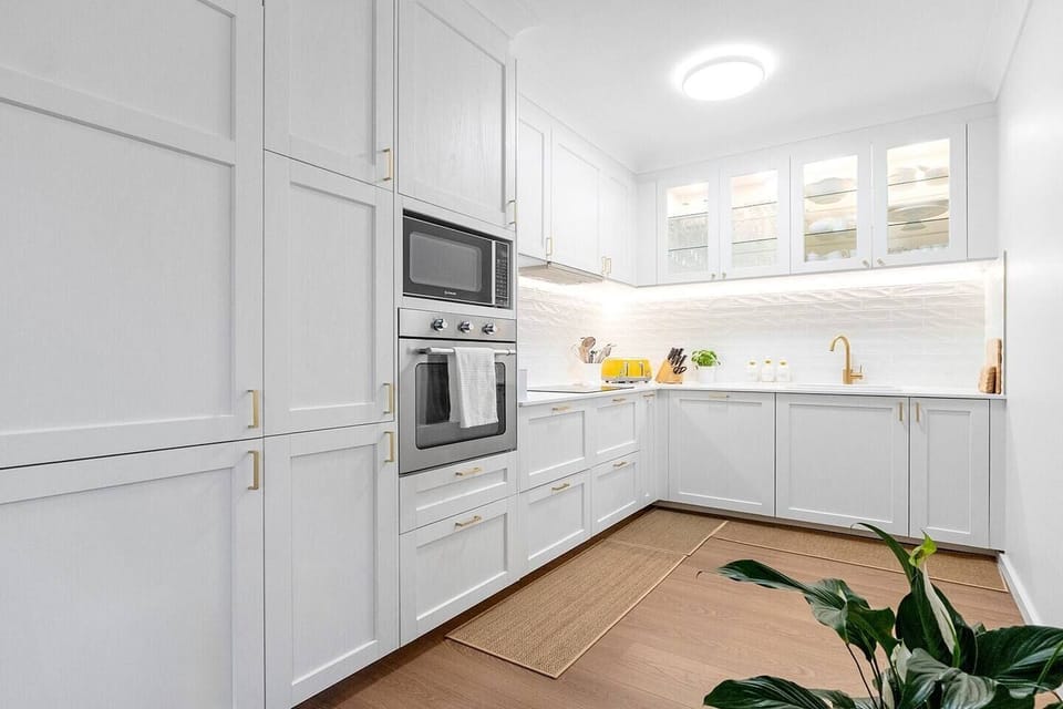 Superb new kitchen with all utensils and appliances