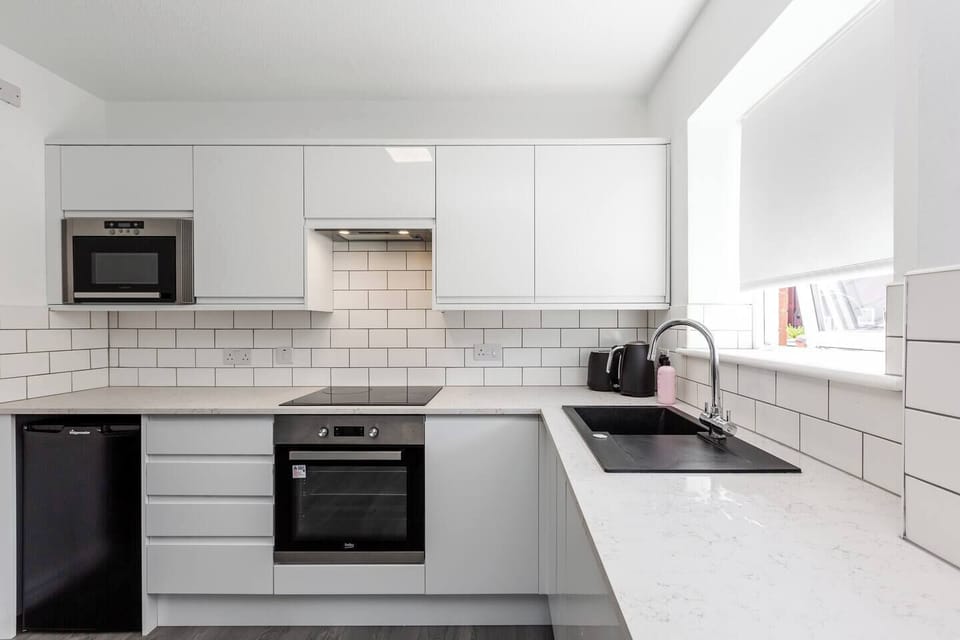Kitchen (2)