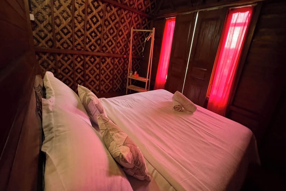 Deluxe Double Room | In-room safe, desk, blackout drapes, free WiFi
