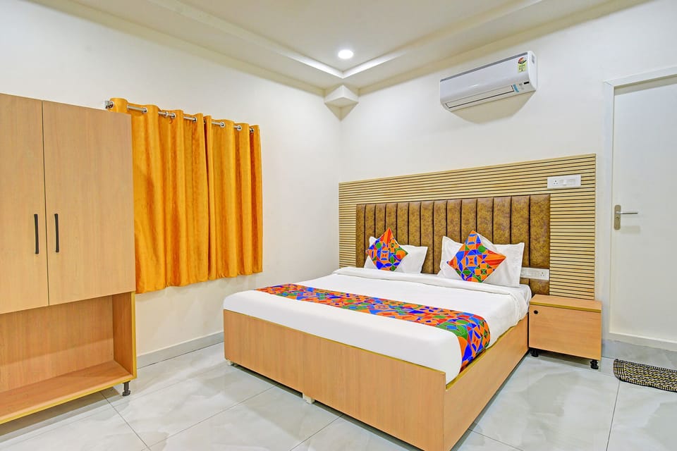 Deluxe Room | Egyptian cotton sheets, premium bedding, in-room safe, free WiFi