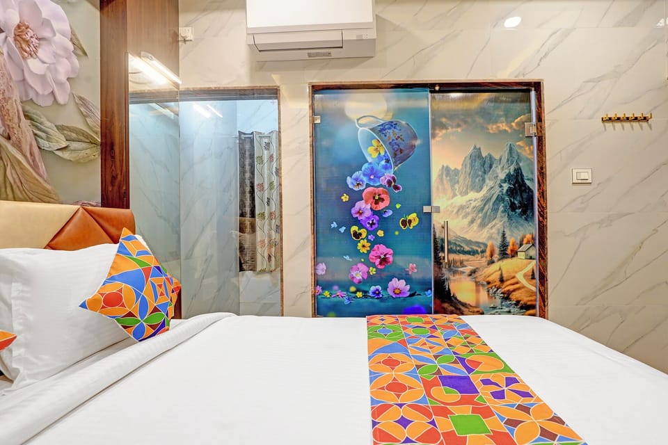 Deluxe Room | Egyptian cotton sheets, premium bedding, in-room safe, free WiFi