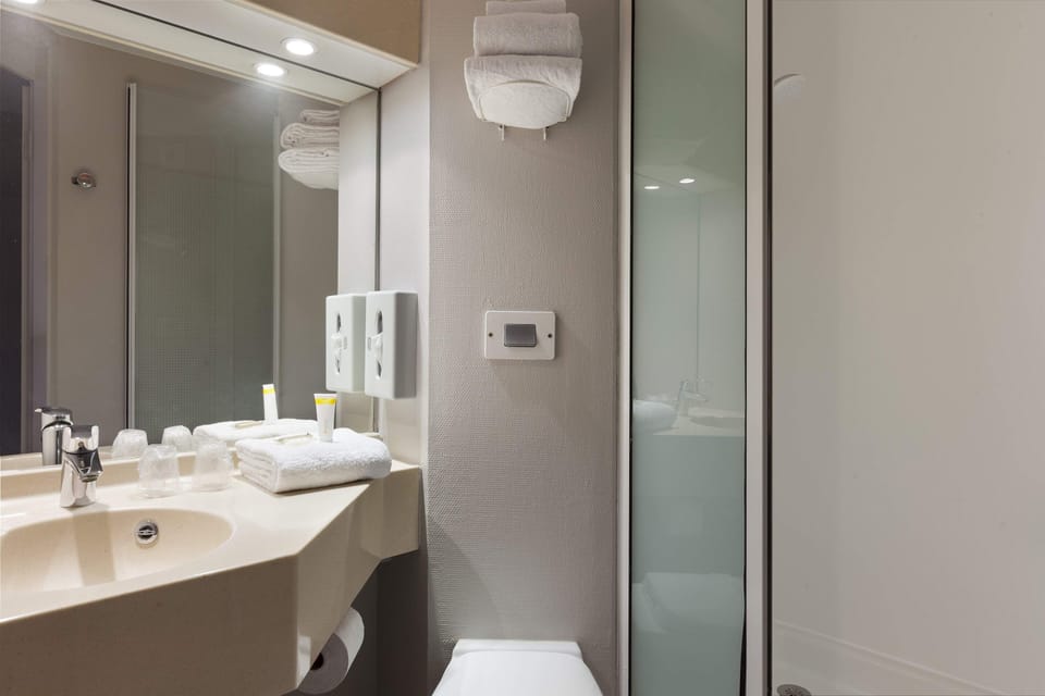 Free toiletries, hair dryer, towels