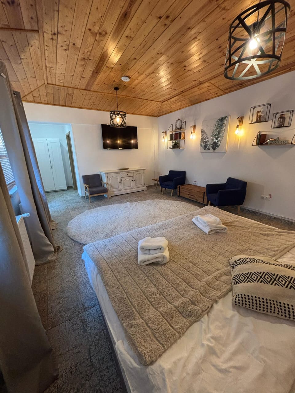 Deluxe Quadruple Room, Courtyard View | Laptop workspace, free WiFi
