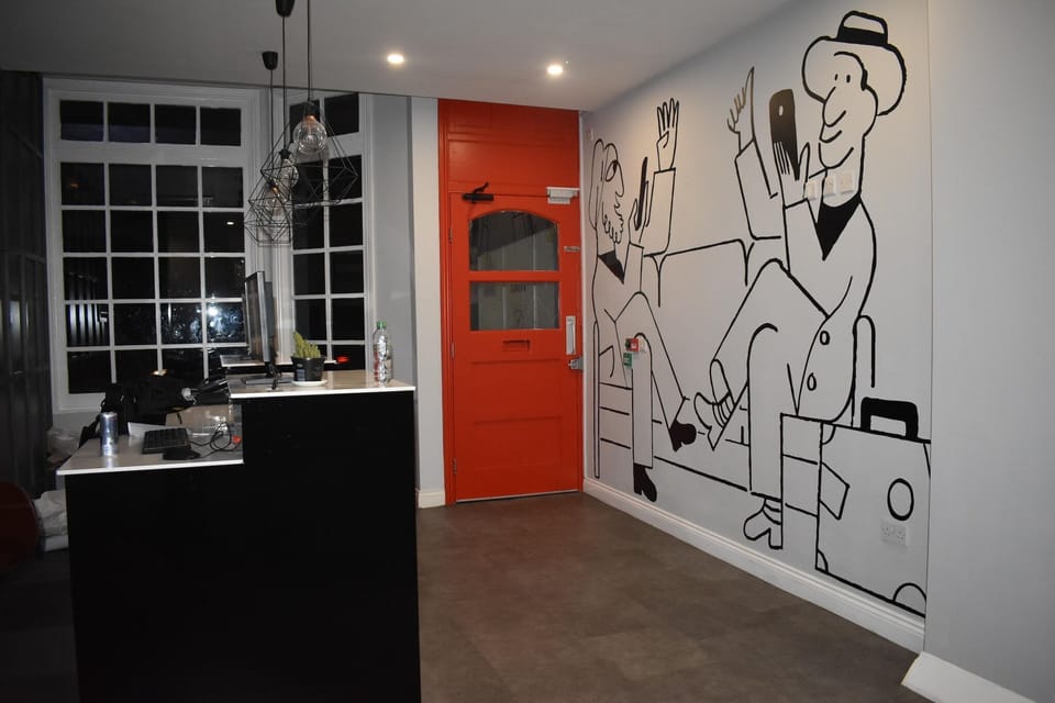 Entrance / Reception