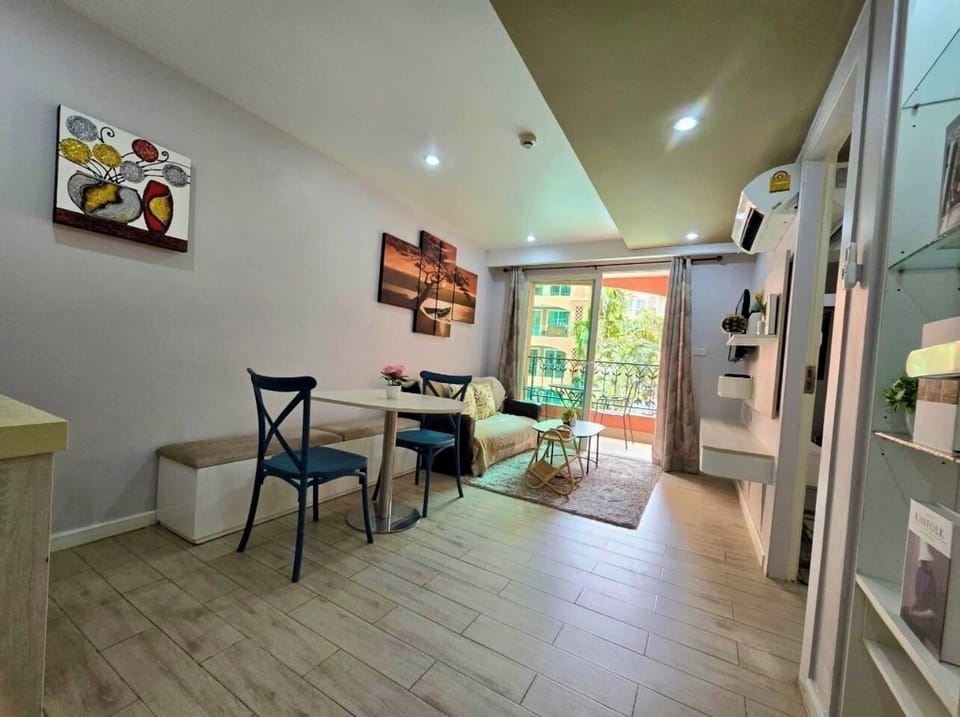 Apartment | Free WiFi