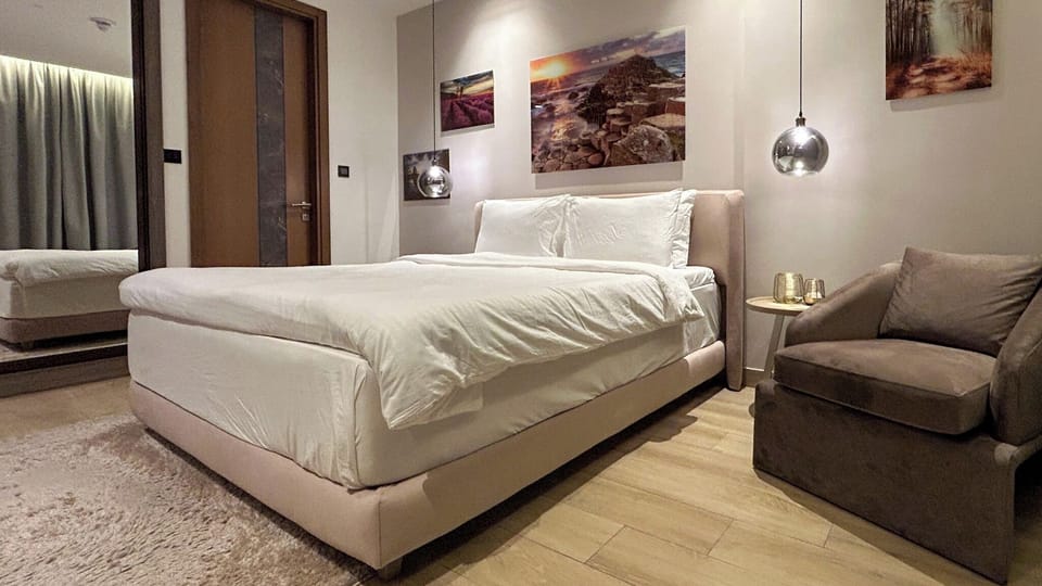 Superior Apartment, 1 Bedroom, Pool View | Desk, laptop workspace, iron/ironing board, free WiFi