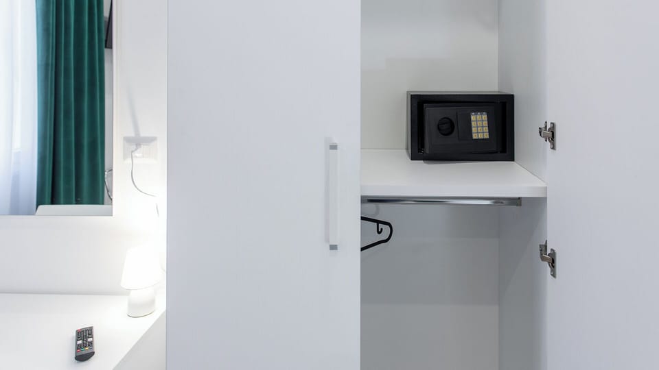 Room | In-room safe, iron/ironing board, WiFi (free)