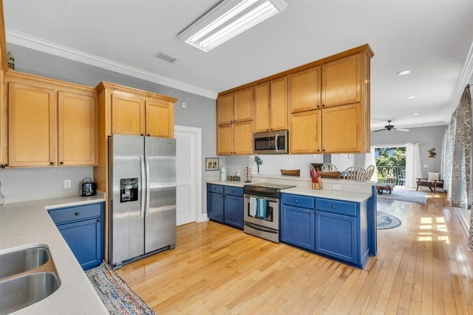 Island with bar seating for two 