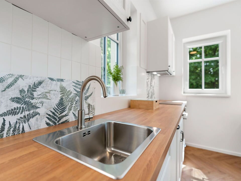 Wood, Flooring, Plumbing Fixture, Countertop, Interior Design, Floor, Kitchen, Tap, Plumbing, Home