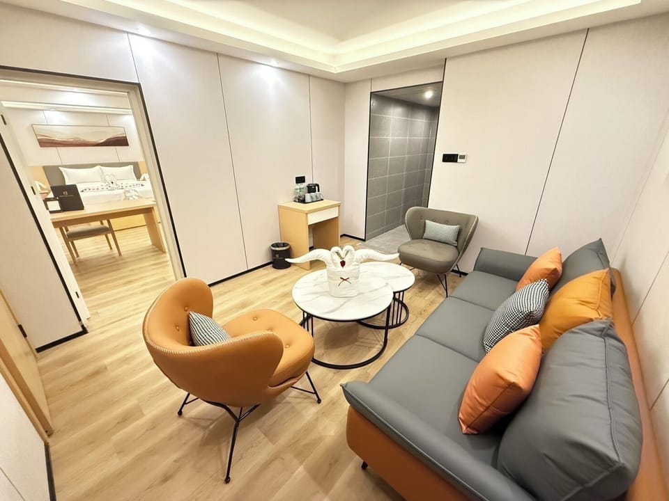 Premium Suite | Living area