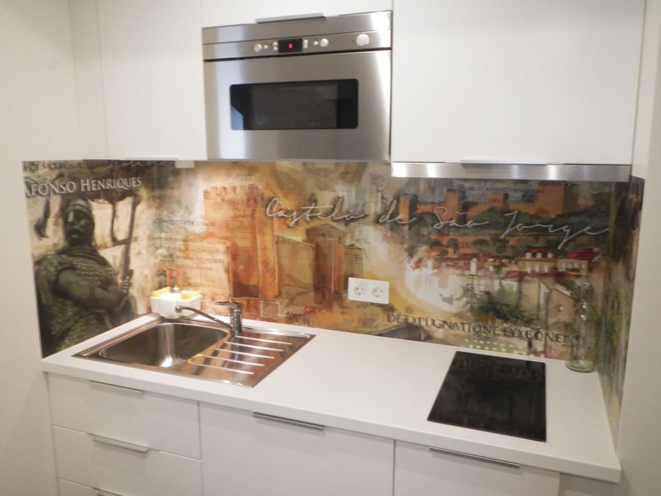Studio, Private Bathroom | In-room safe, individually decorated, individually furnished, desk