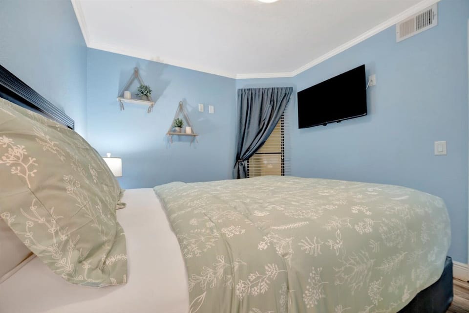 Dreamy blues and ultimate comfort!