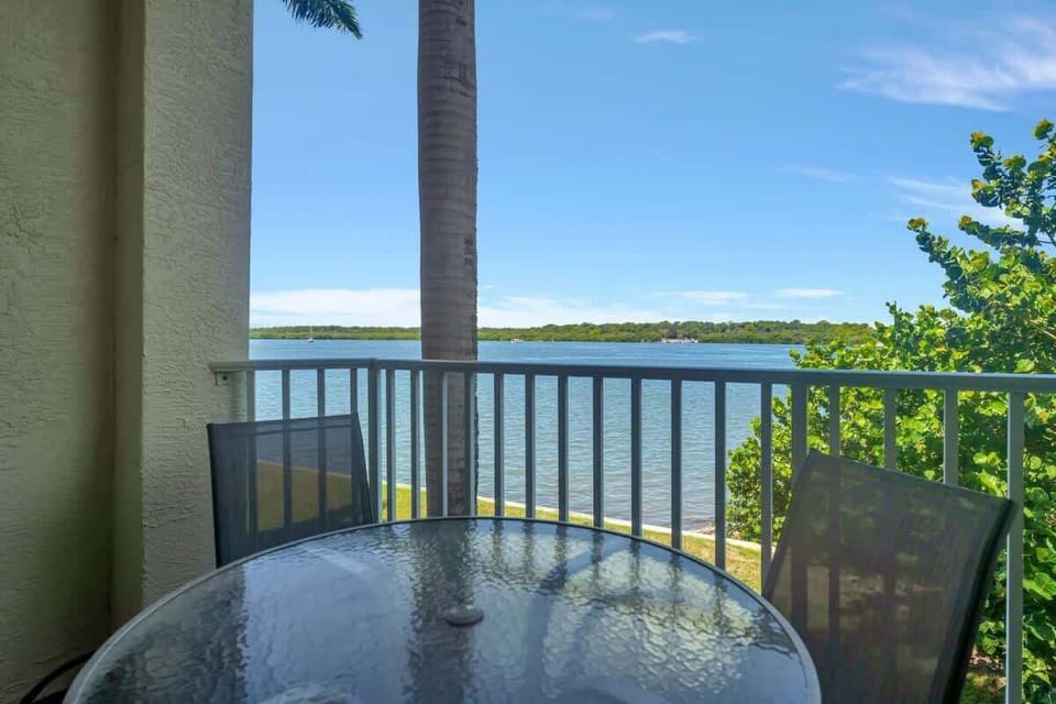 Wake up to paradise