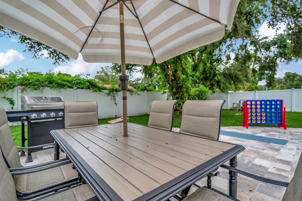 Sizzle season is here — fire up the grill and feast al fresco!