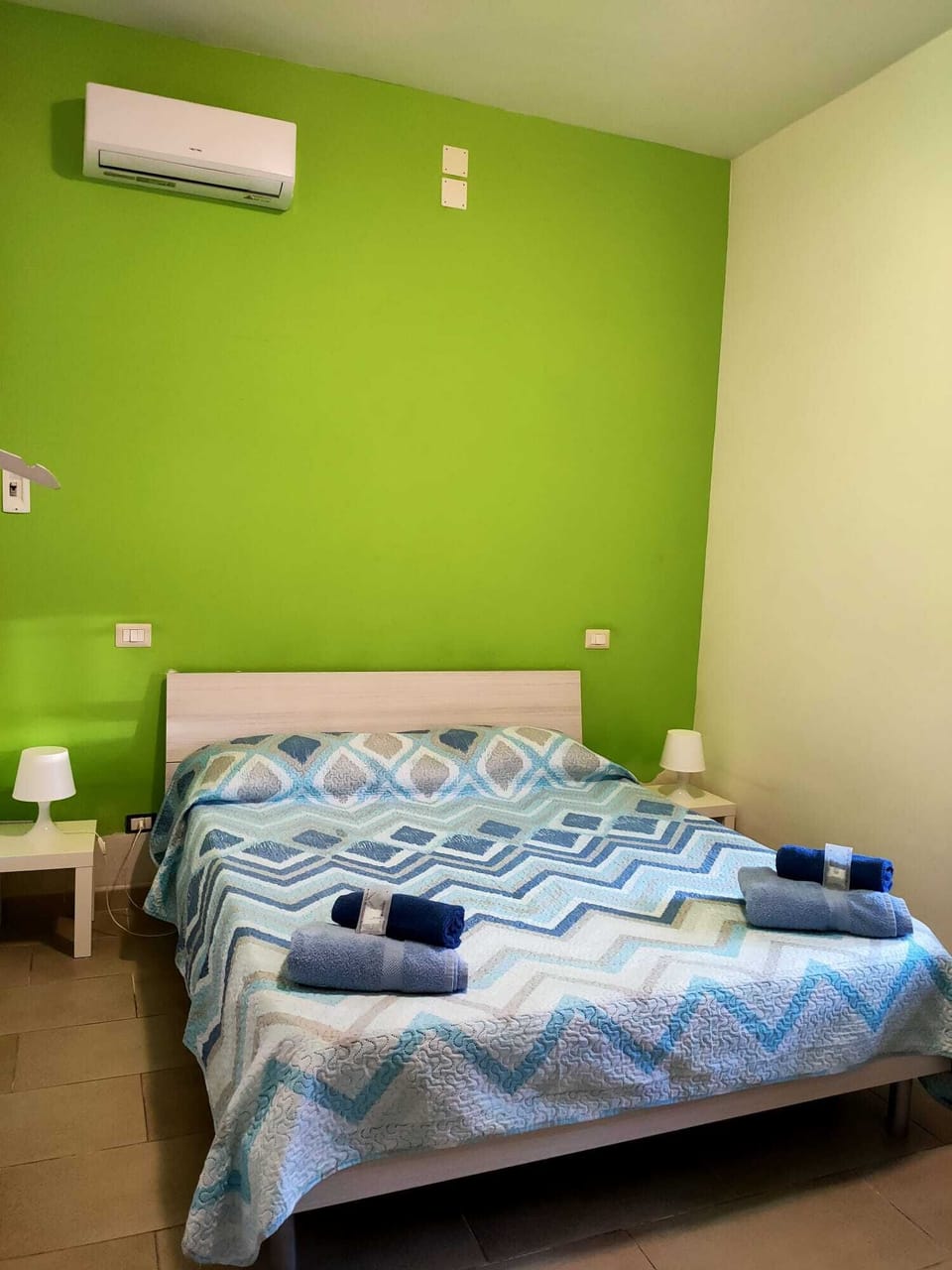 Basic Double or Twin Room | Desk, laptop workspace, soundproofing, free WiFi