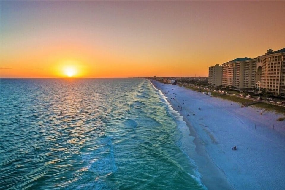 High Tides And High Proof 105 2 Bedroom Condo Apartment in Miramar Beach