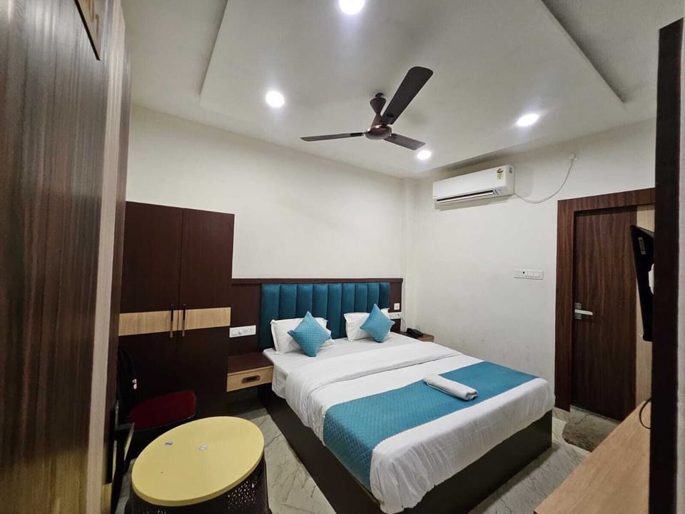 Family Room | Free WiFi