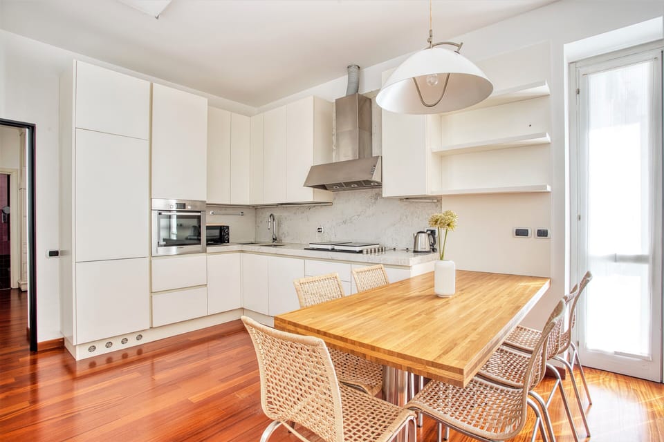Apartment, 1 Double Bed with Sofa bed | Private kitchen | Dining tables