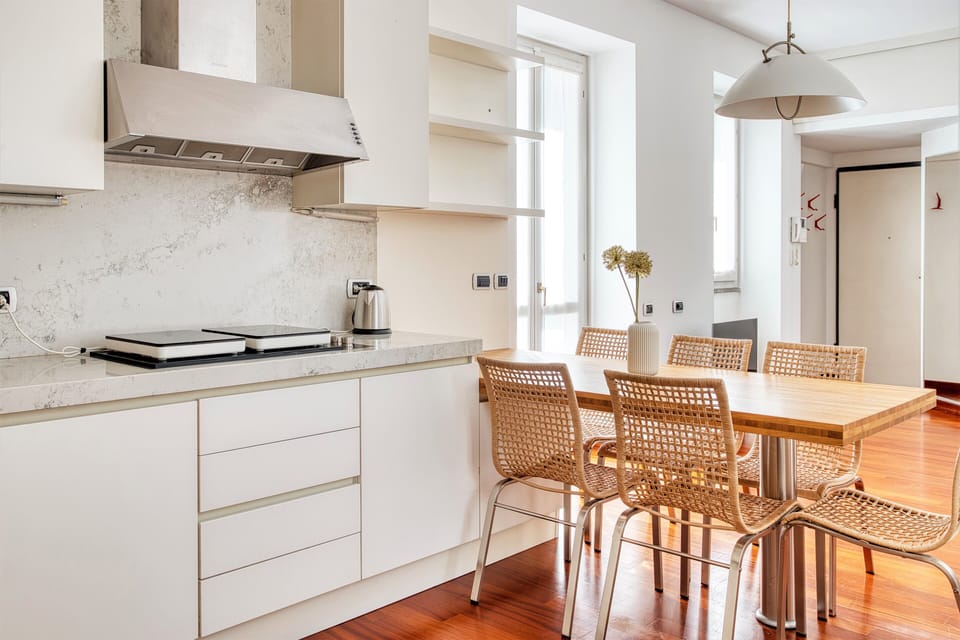 Apartment, 1 Double Bed with Sofa bed | Private kitchen | Dining tables