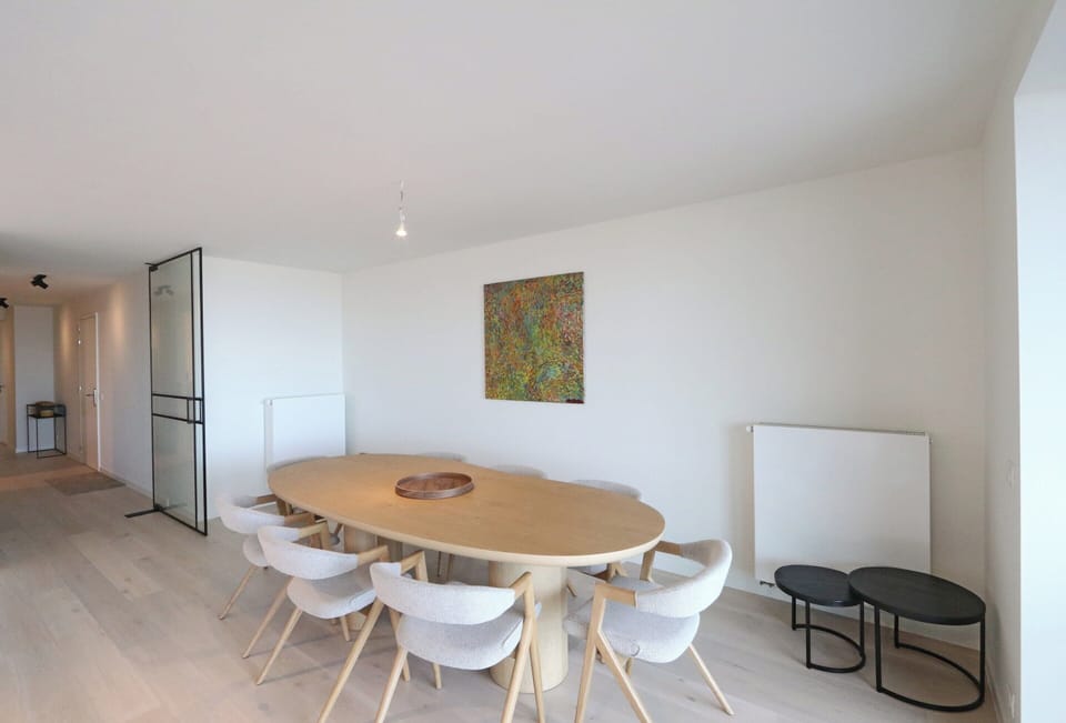 Apartment | Dining