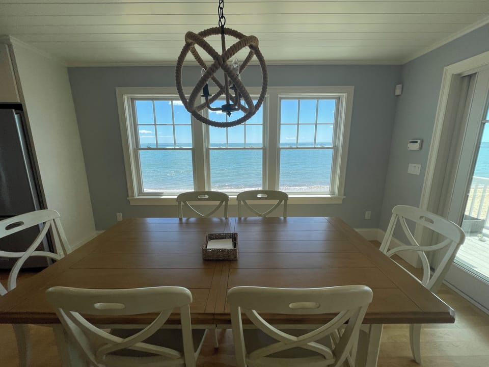 Formal Dining for 6