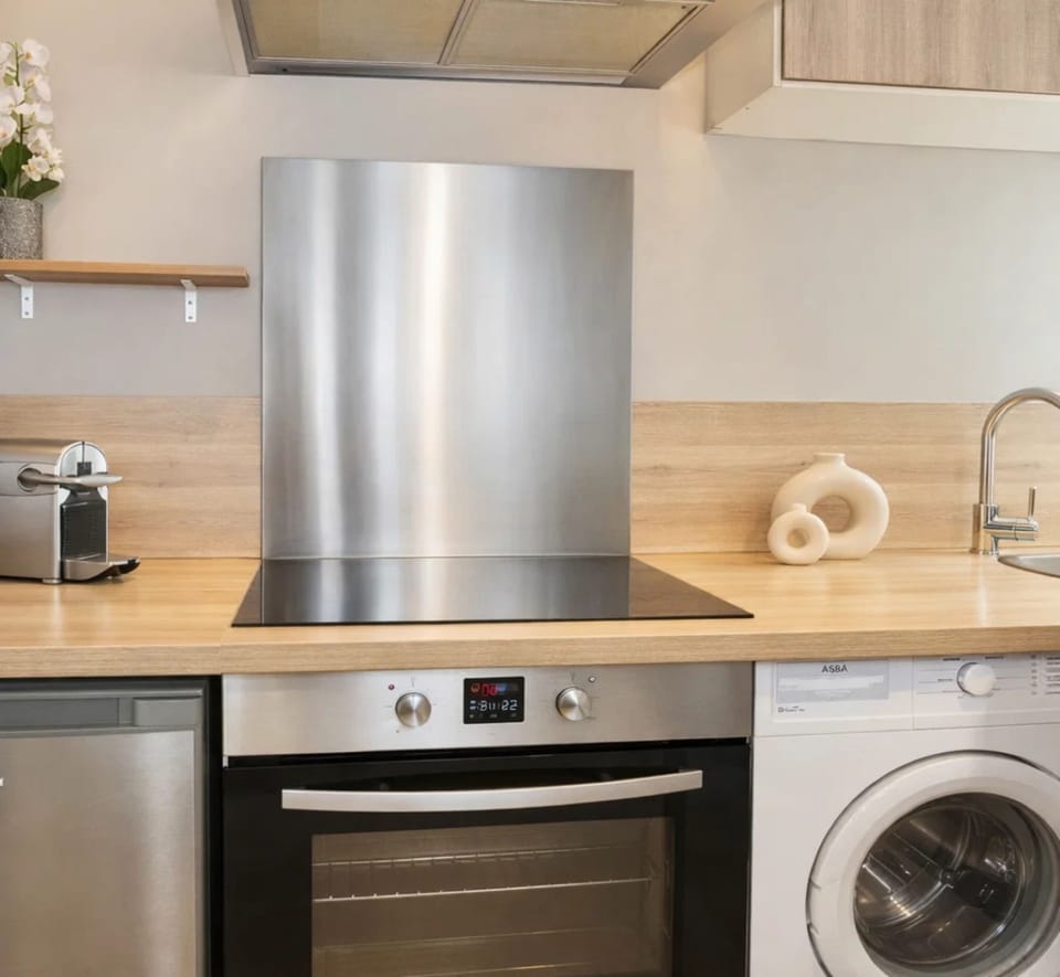 Superior Studio | Private kitchen | Espresso maker, mini-fridge, microwave, oven