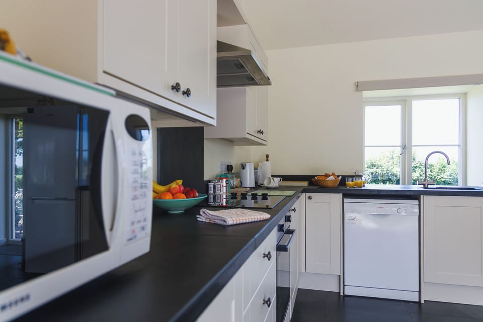 Stables Kitchen (1)