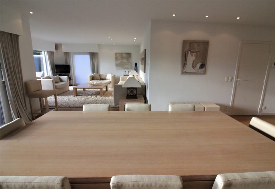 Apartment | Dining