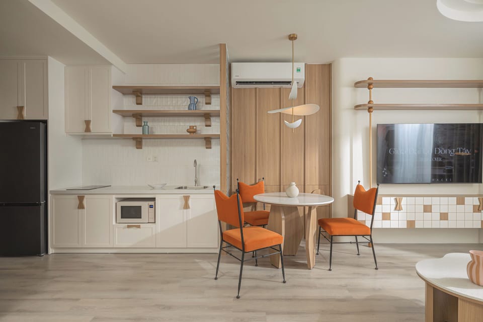 City Apartment, Balcony, Beach View | Private kitchen | Fridge, microwave, stovetop, rice cooker