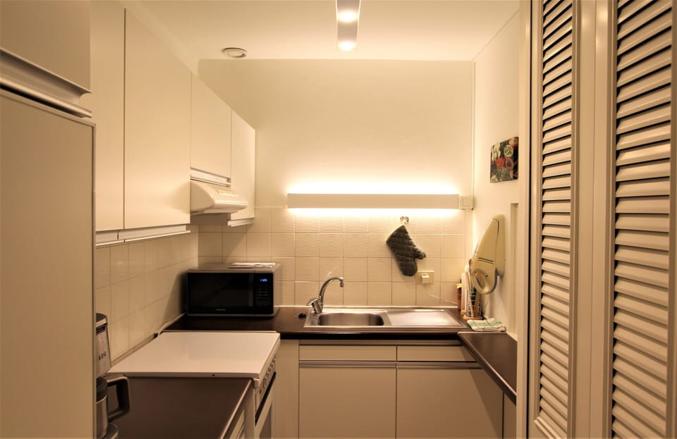 Apartment | Bathroom | Hair dryer