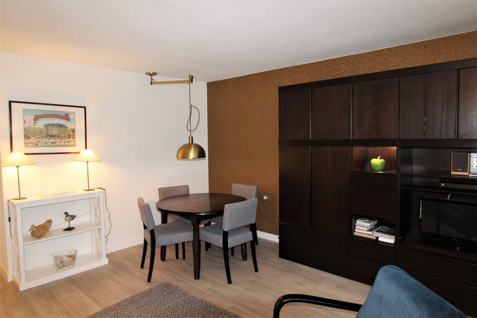 Apartment | Dining