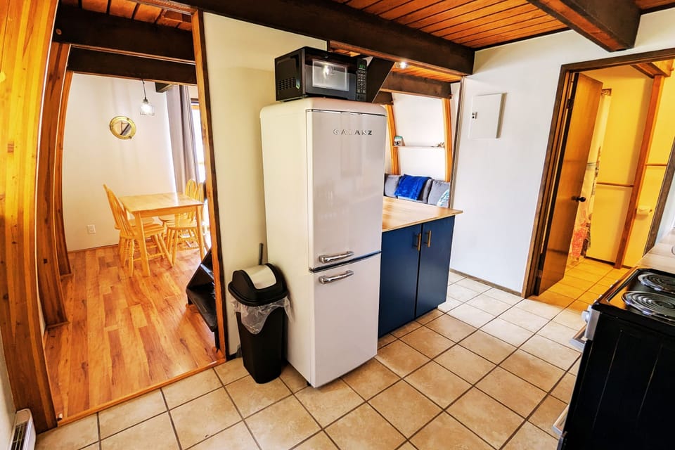 Ocean View Superior Chalet #7 | Private kitchen | Microwave, oven, stovetop, coffee/tea maker