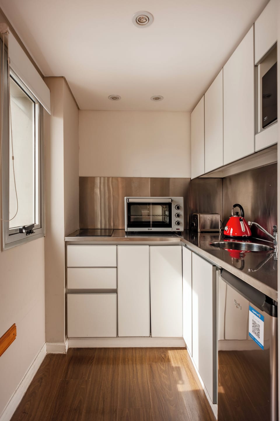 Classic Apartment, Balcony, City View | Private kitchen | Coffee/tea maker, electric kettle