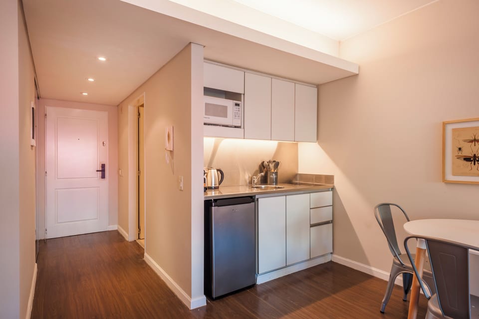 Comfort Studio, City View | Private kitchen | Coffee/tea maker, electric kettle