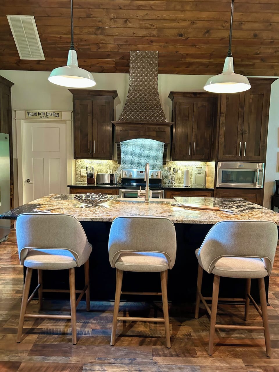 Beautiful kitchen with a large island for entertaining.