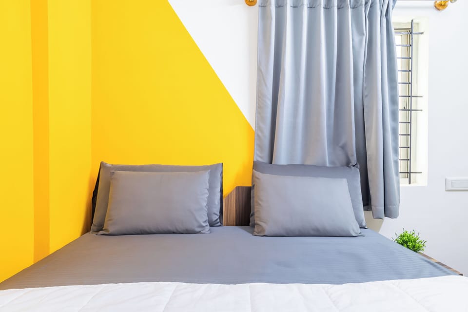Studio, City View | In-room safe, desk, laptop workspace, blackout drapes