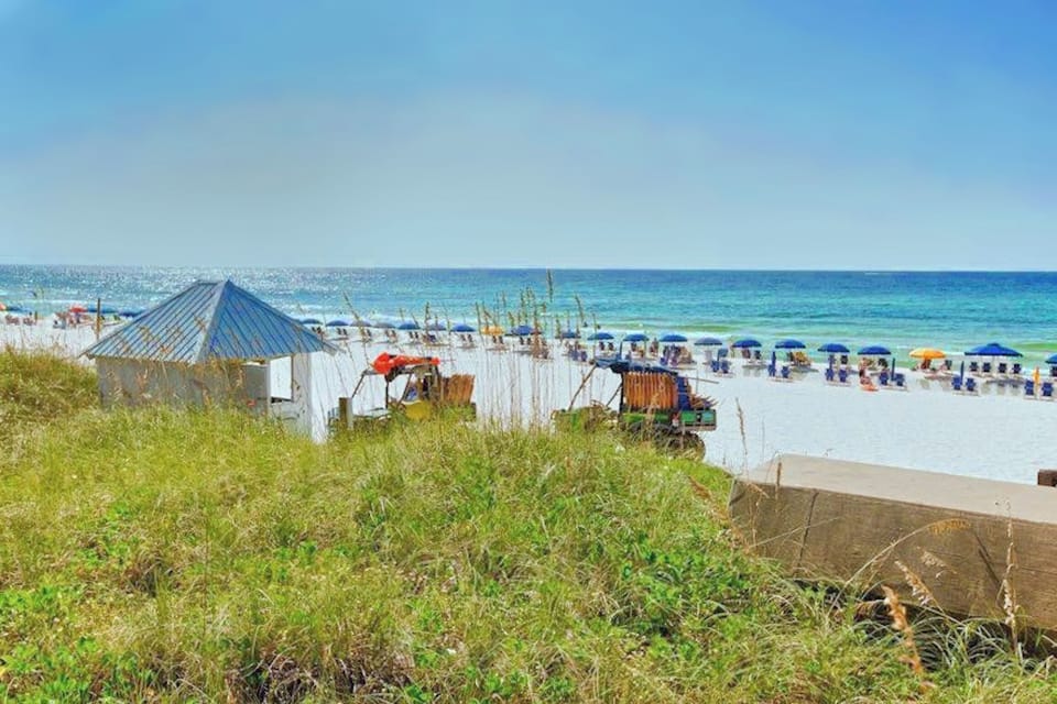 Short Walk to the Beach Access 