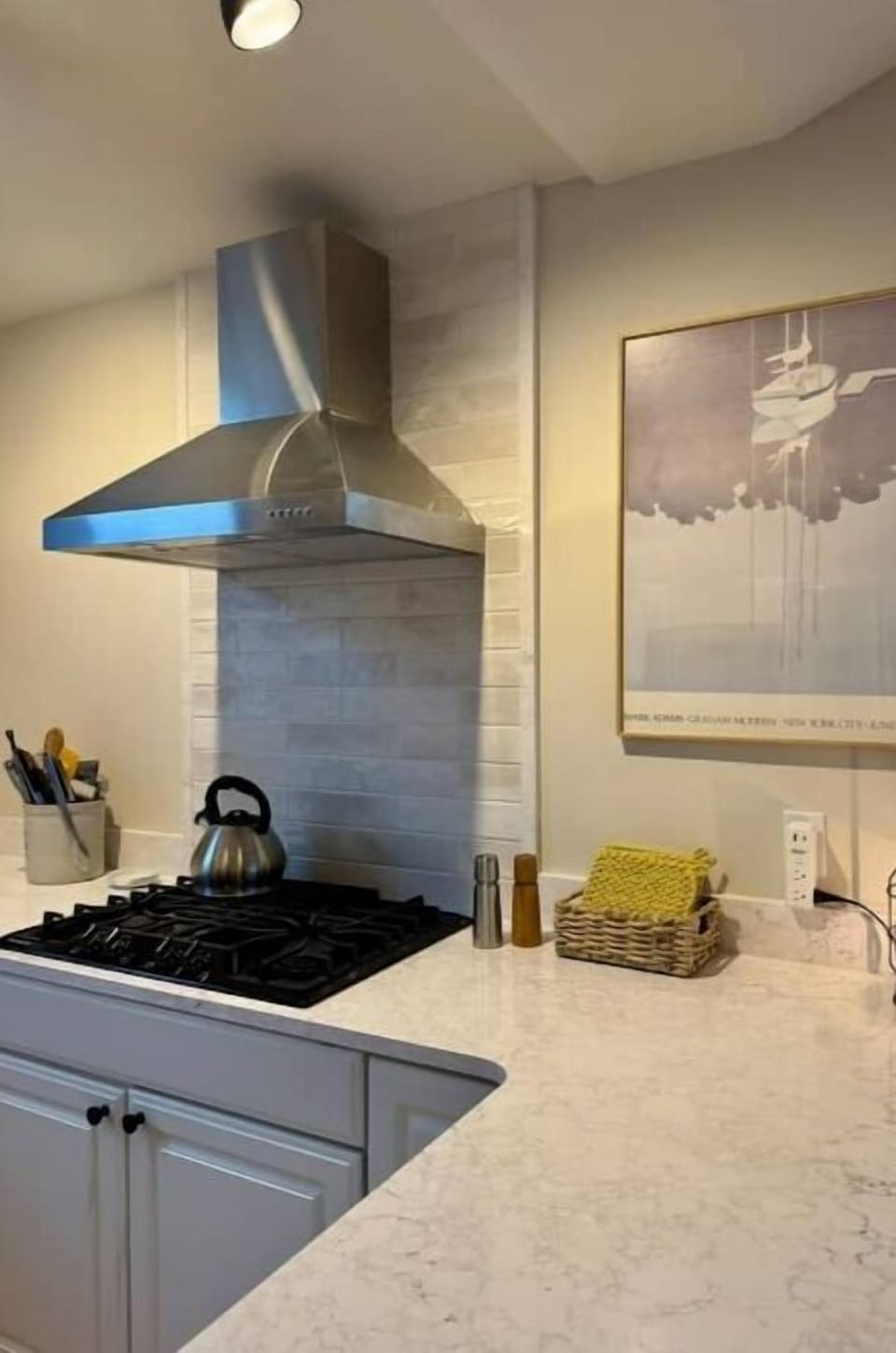 Well outfitted kitchen with counter space for prepping meals & entertaining