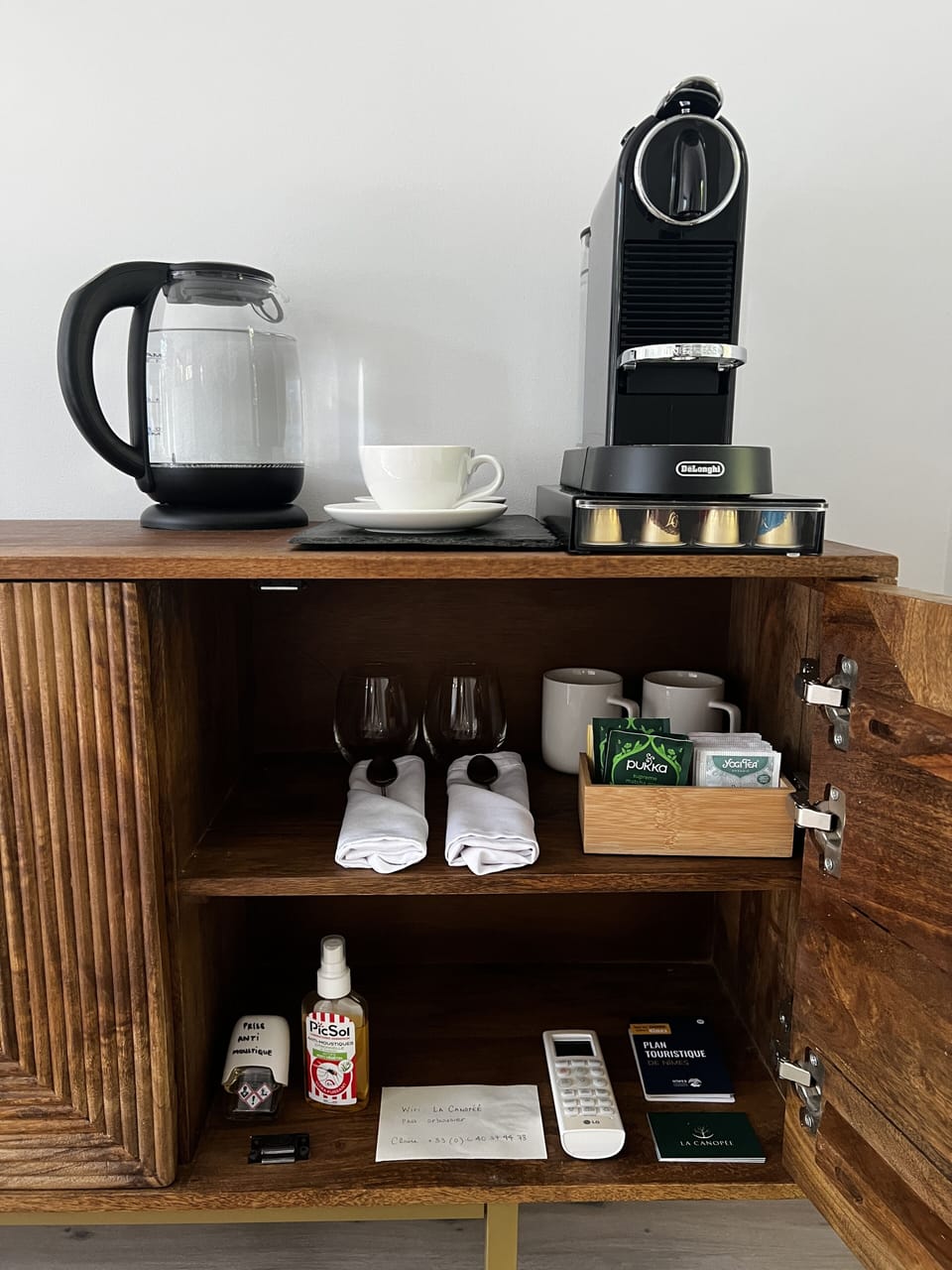 ef03fbb8-6f0e-4bc2-a385-6e579c56679c