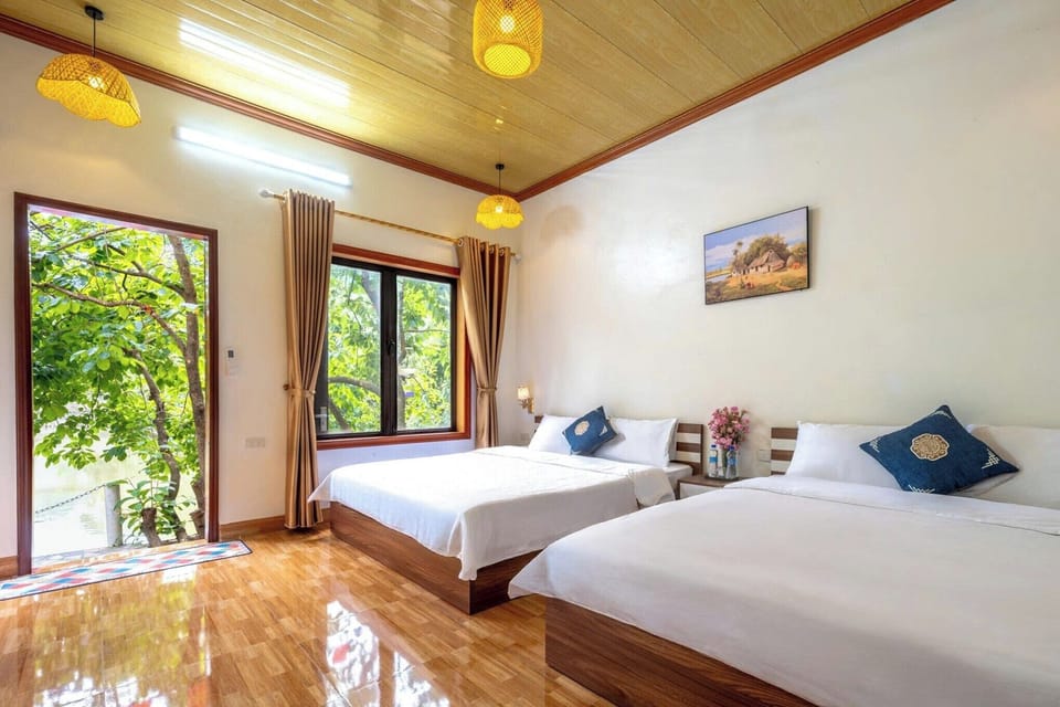 Family Room, Patio, Courtyard View | Blackout drapes, soundproofing, free WiFi, bed sheets