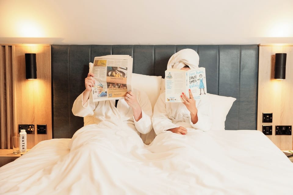 Junior Suite | In-room safe, desk, iron/ironing board, free cribs/infant beds