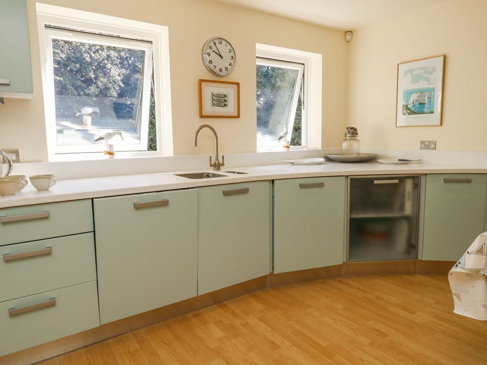 Fridge, microwave, dishwasher, toaster