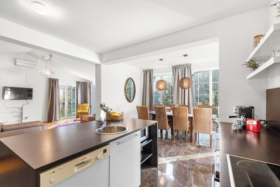 House, Private Pool | Private kitchen | Coffee/tea maker, electric kettle, toaster, freezer